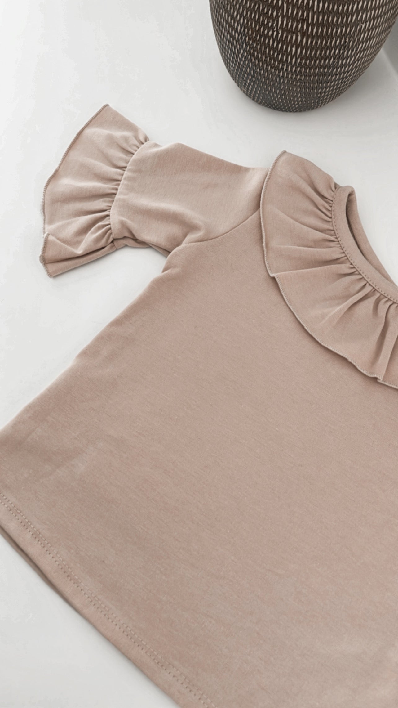 MINI ME | T-SHIRT MET RUFFEL LICHT ROZE