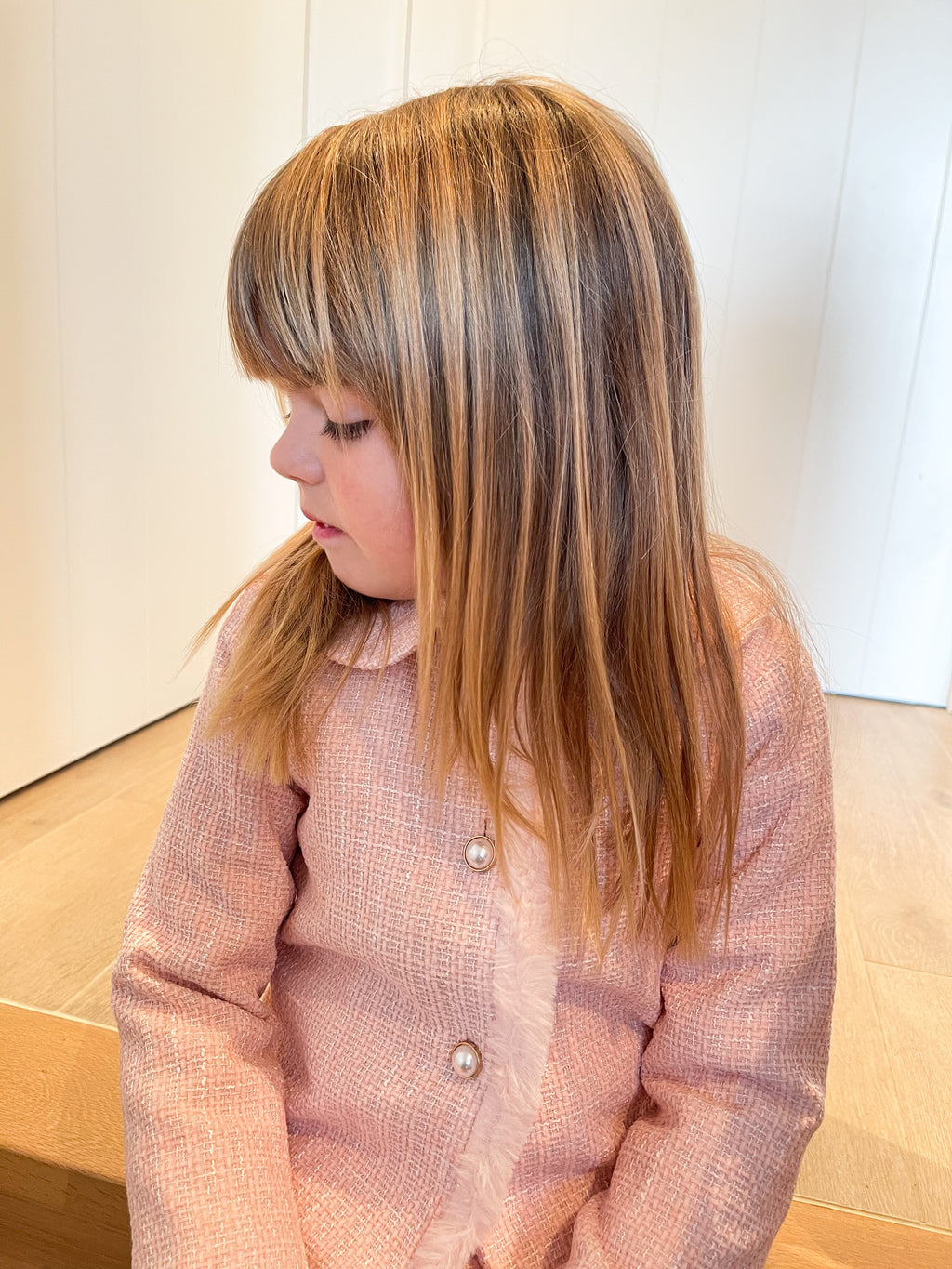 BABY LAI | MANTEL FLOOR