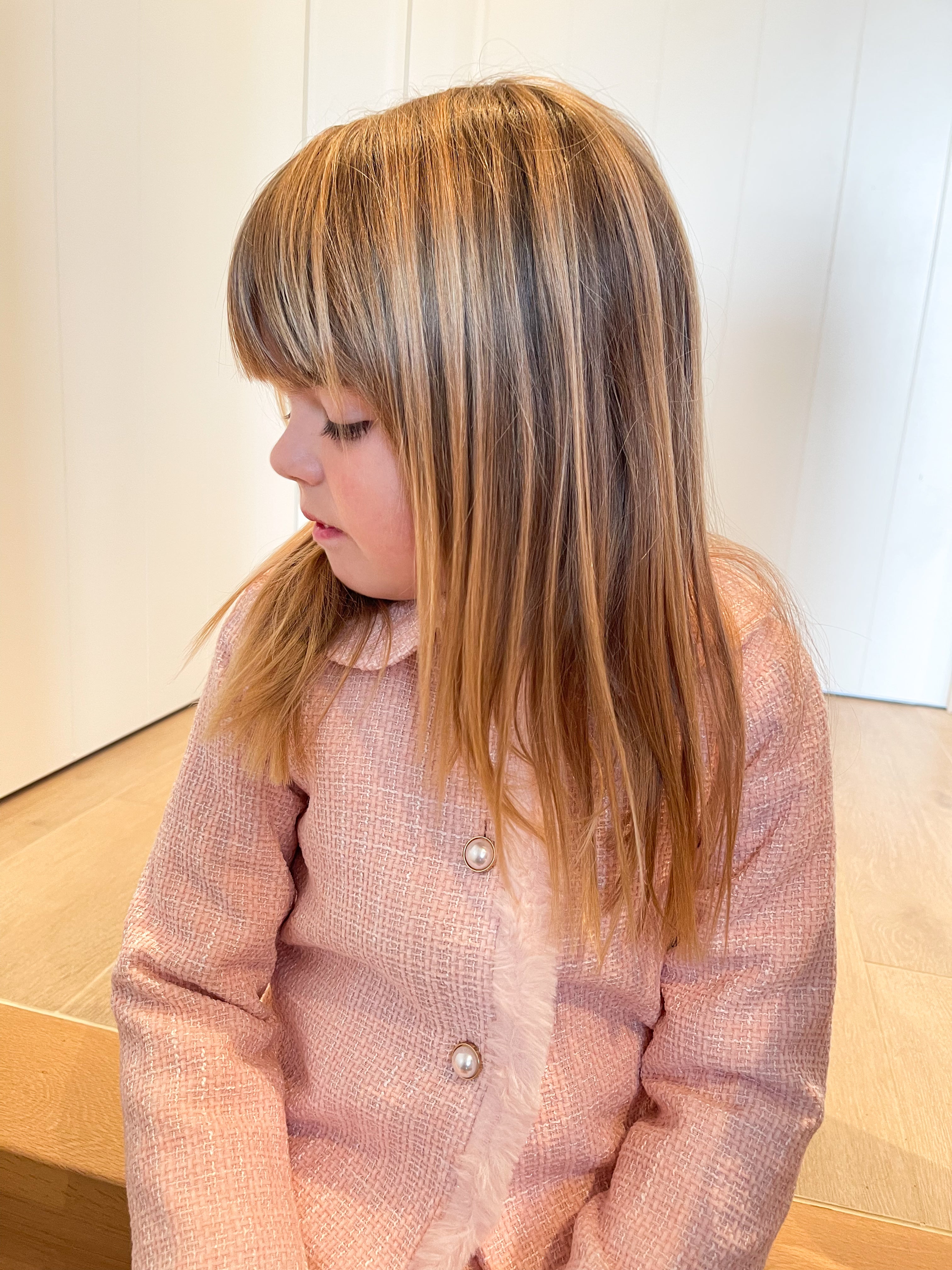 BABY LAI | MANTEL FLOOR