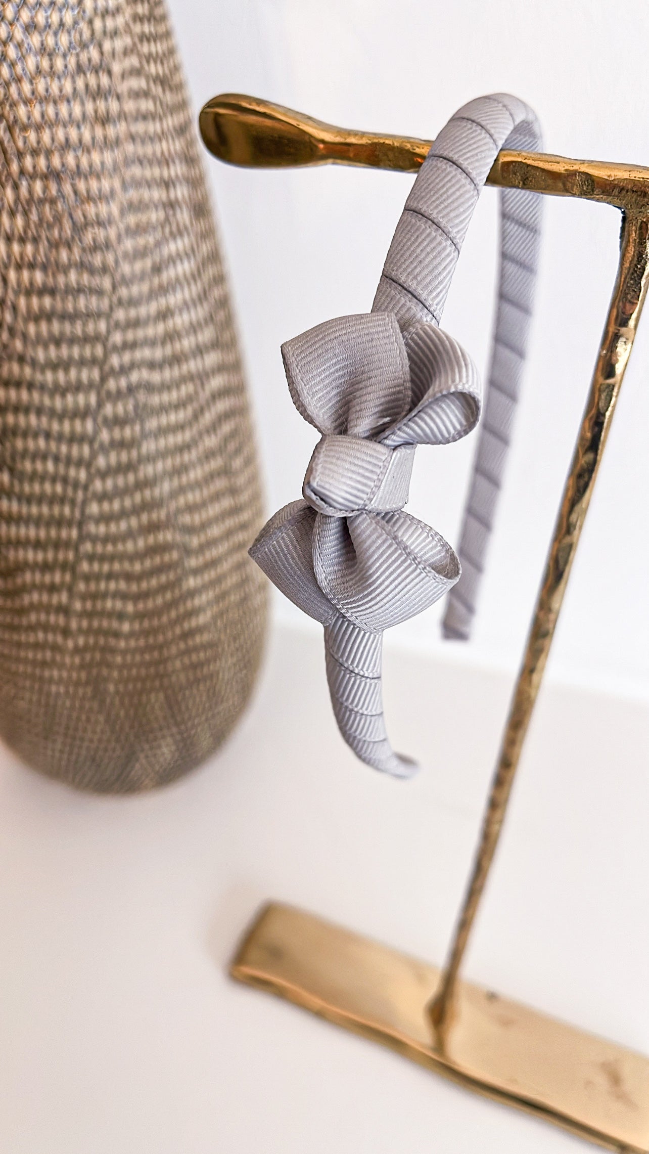 LA FILLETTE | DIADEEM MET STRIK LICHT GRIJS
