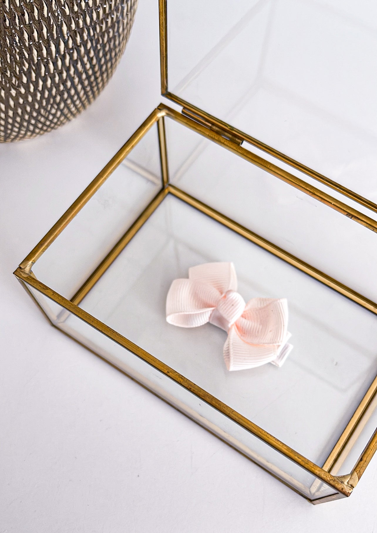 LA FILLETTE | HAARSTRIK OP CLIP PASTEL ROZE