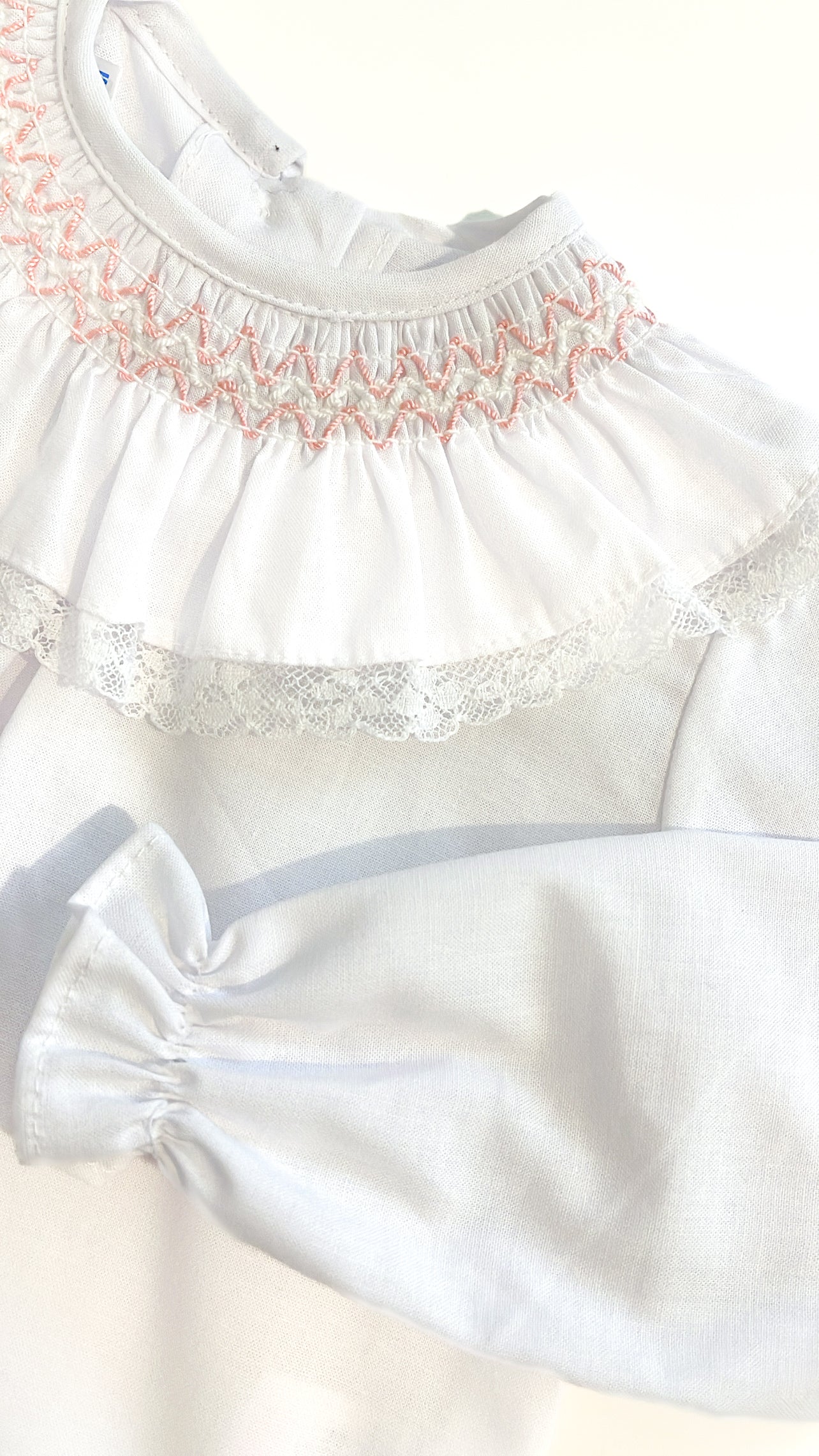 BE CHIC | BLOUSE PINK SMOCKED