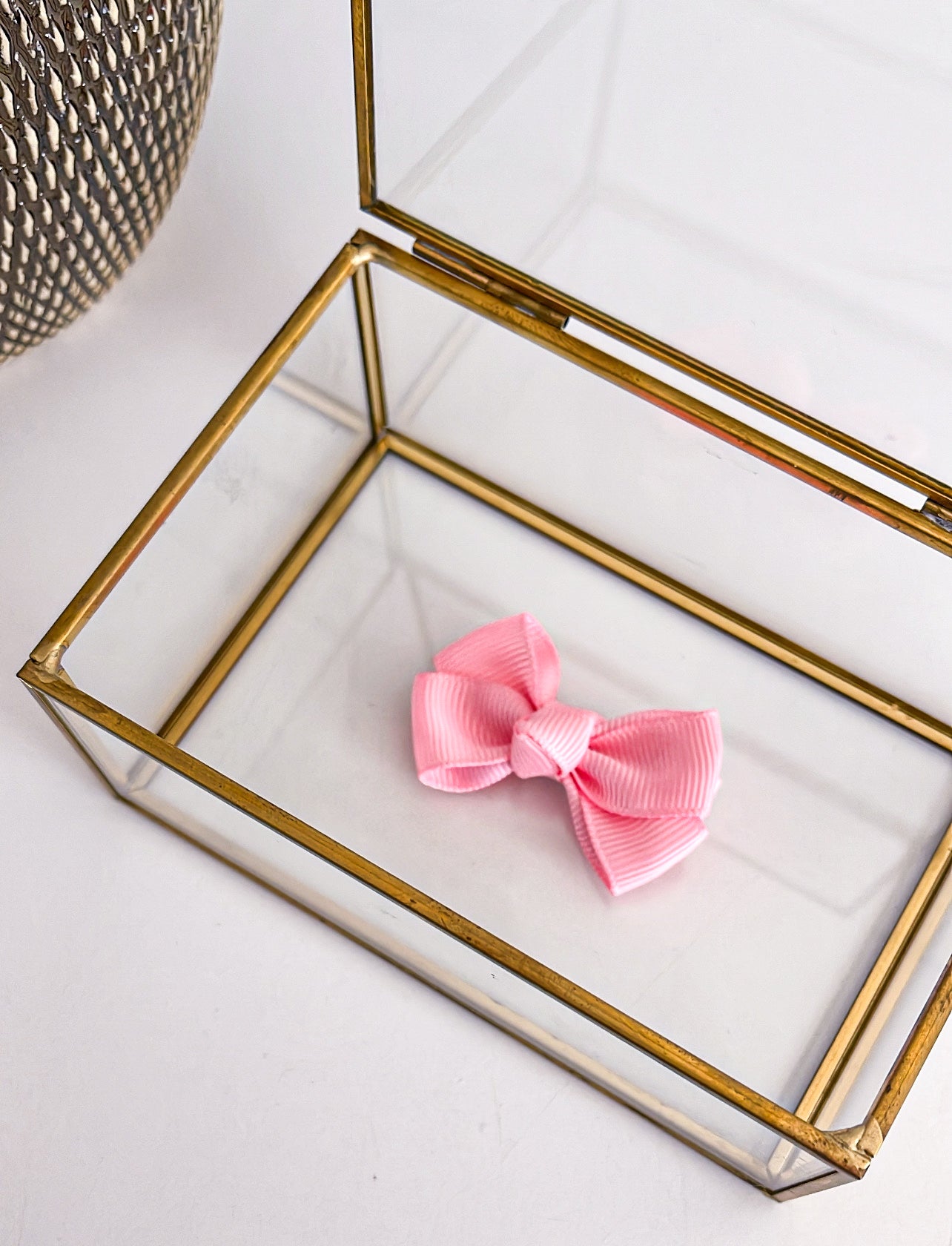 LA FILLETTE | HAARSTRIK OP CLIP ROZE