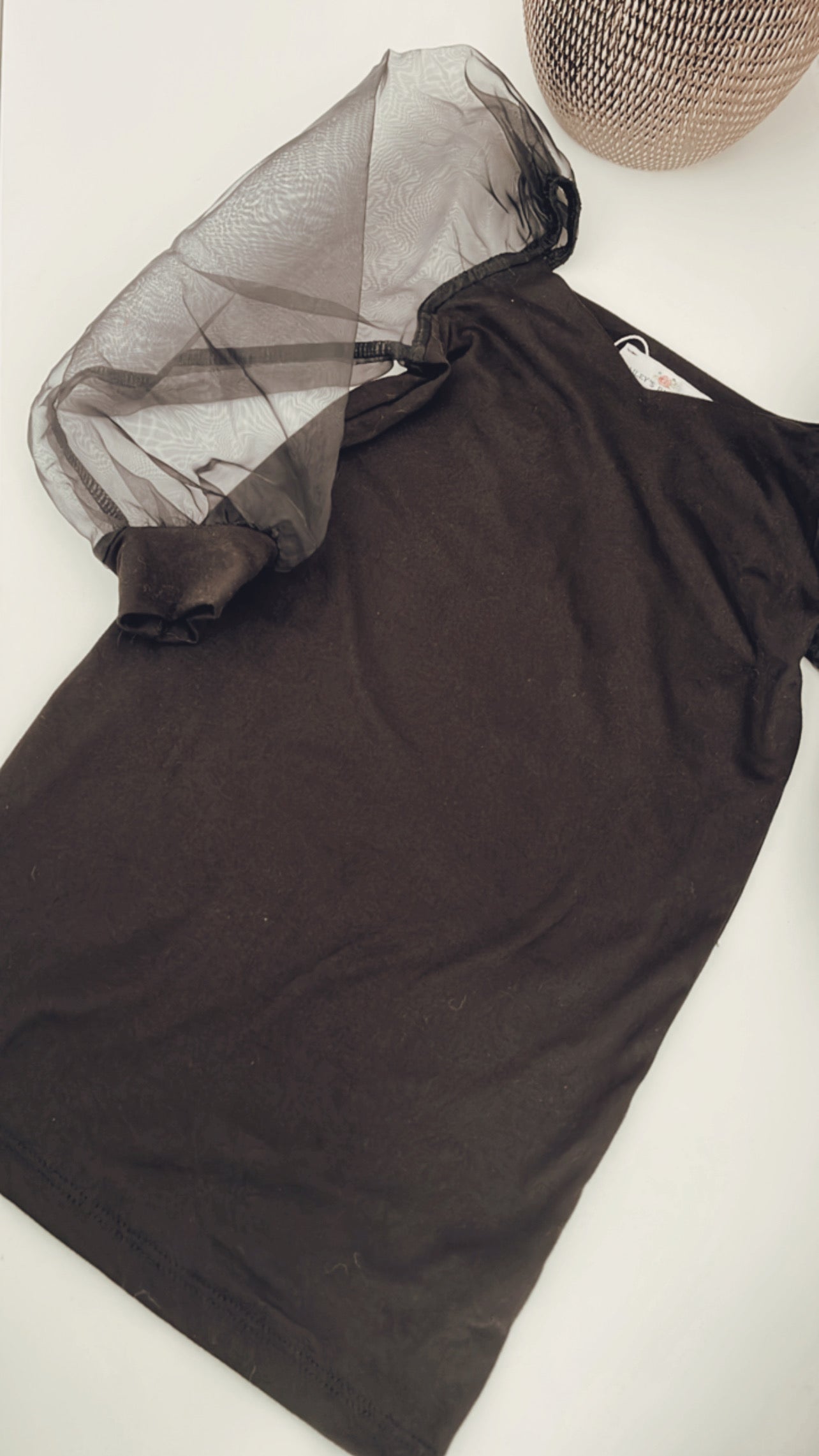 JURK MET TULE MOUW | ZWART